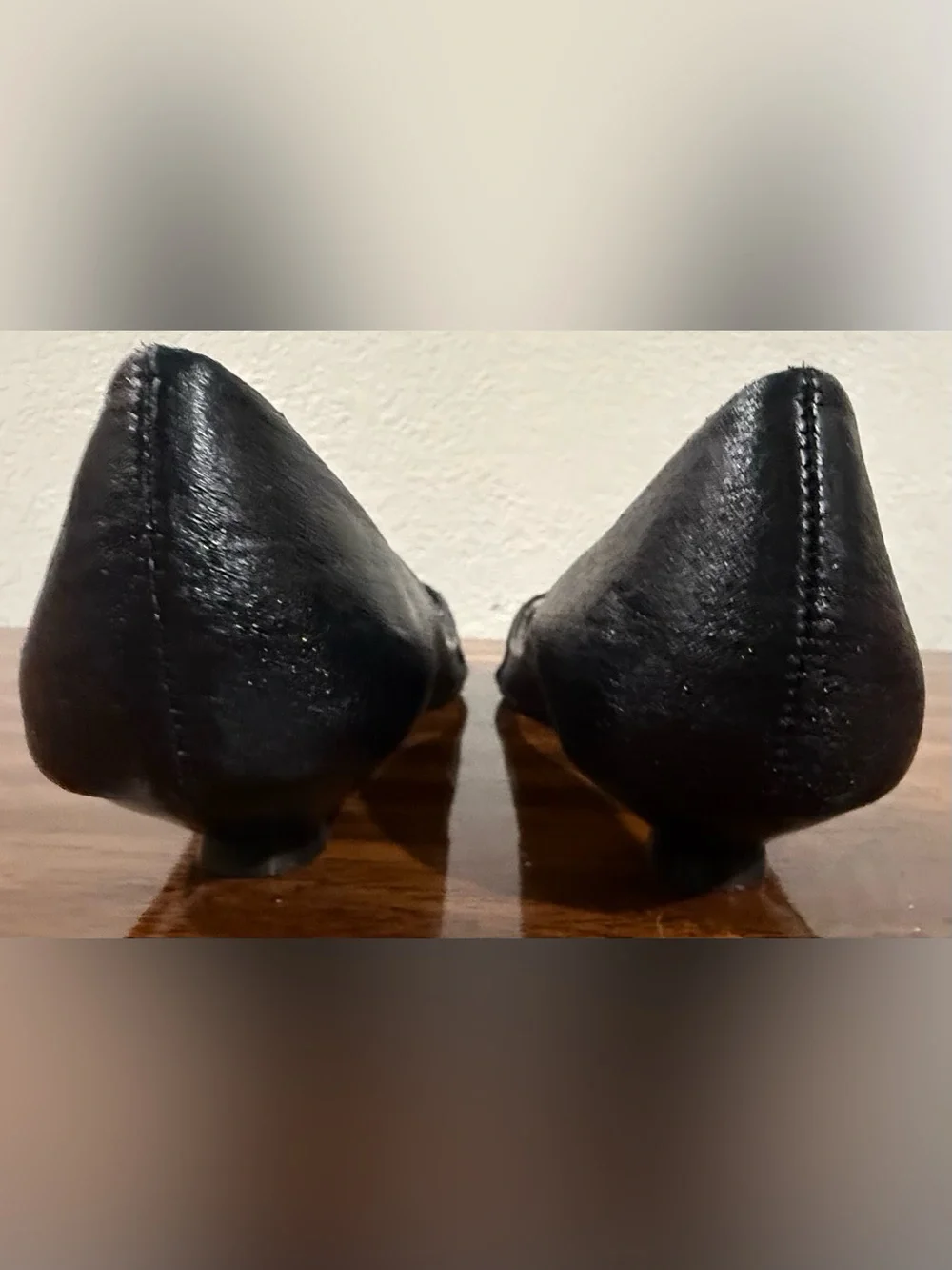 American Eagle Outfitters Black Pointed Toe Ballet Flats